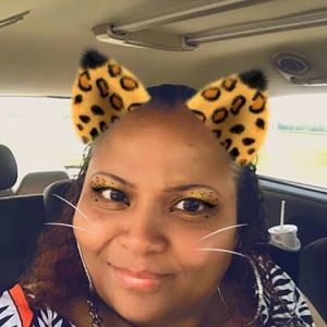 Meet your Posher, San